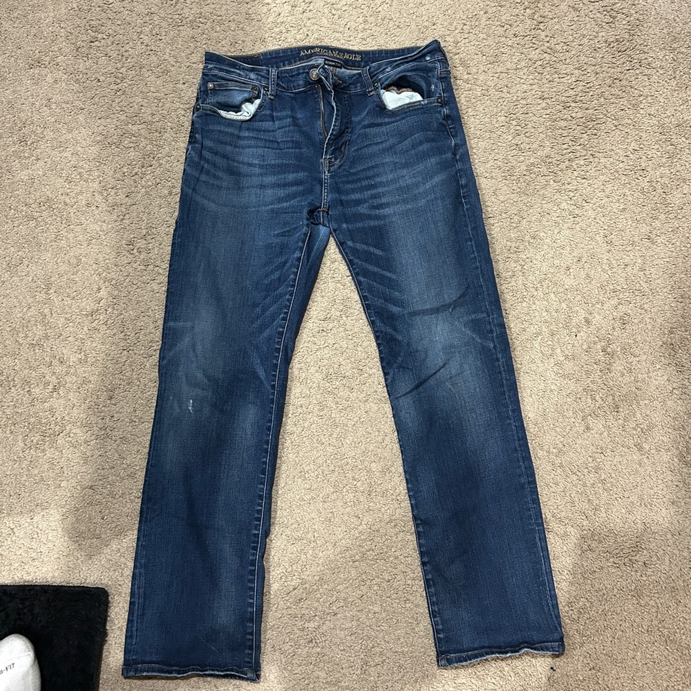 Men’s dark wash jeans